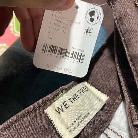 Free People We The Free Good Luck Printed Barrel Jeans Washed Floral Brown Sz 32 - Picture 4 of 4